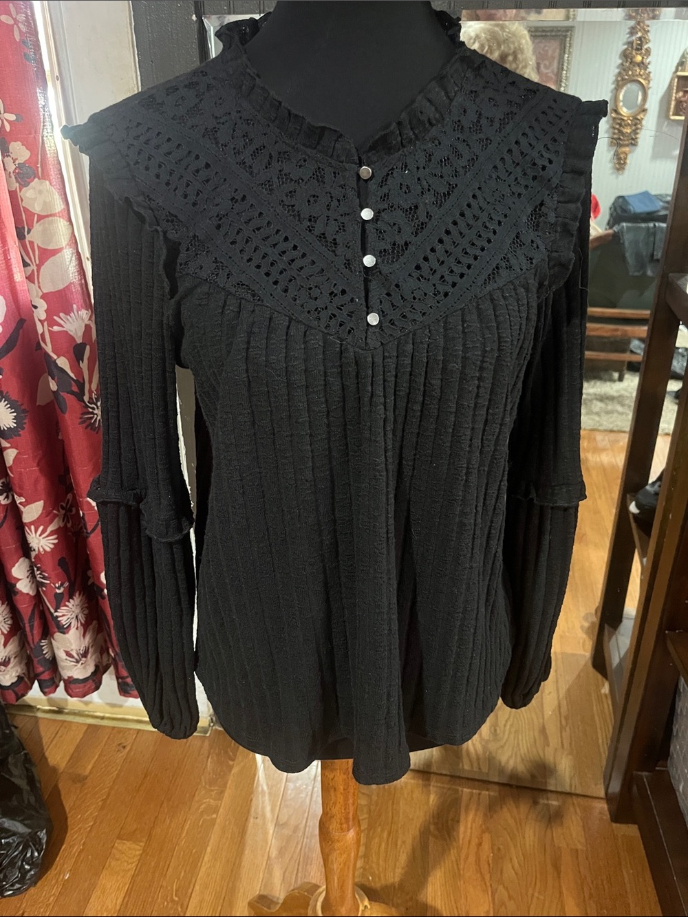 Eyeshadow Black Lace-Yoke Ribbed Long Sleeve Blouse